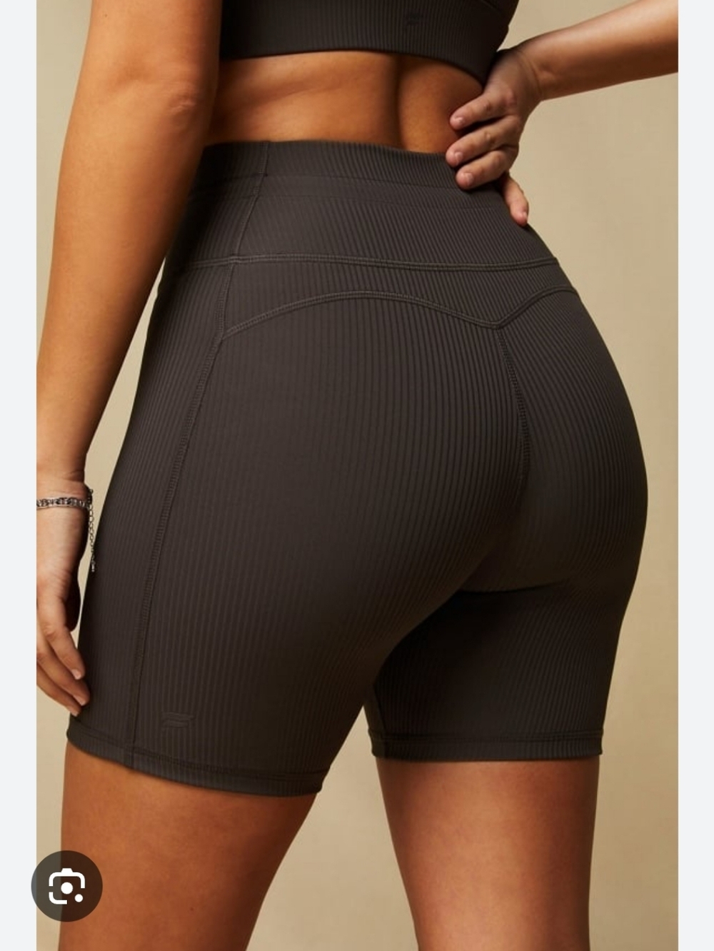 NWT Fabletics Oasis Rib High-Waisted 6" Short - Picture 3 of 6